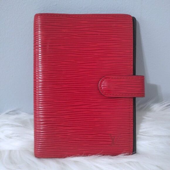 Louis Vuitton Handbags - Louis Vuitton epi agenda 1990s EUC